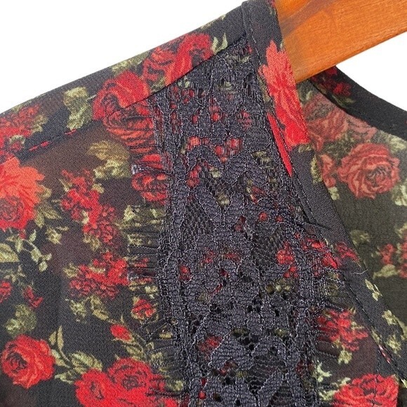 Torrid Dark Floral Print Chiffon Lace Inset Blouse Flare Sleeve Ruffle Tie Neck - Picture 7 of 16